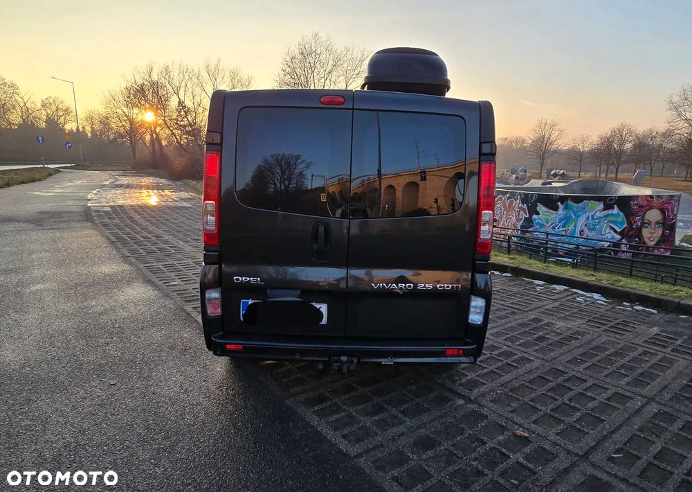 Opel Vivaro - 4