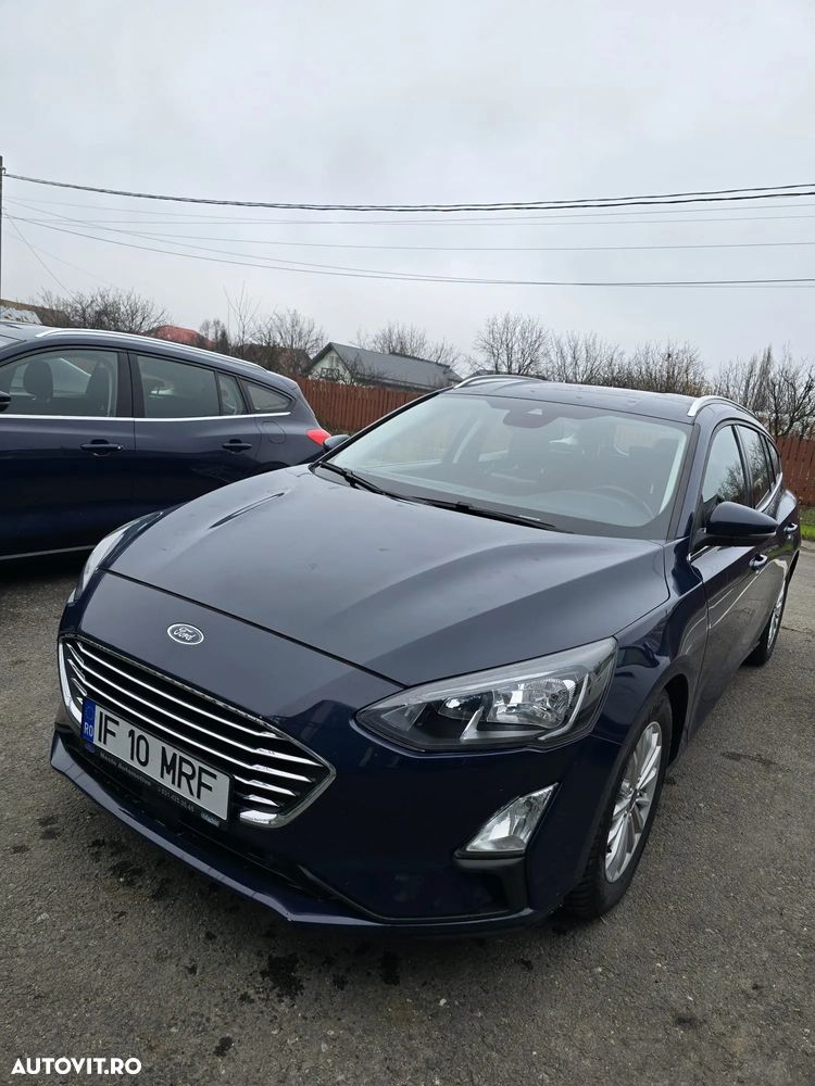 Ford Focus 1.0 EcoBoost Titanium Business - 1