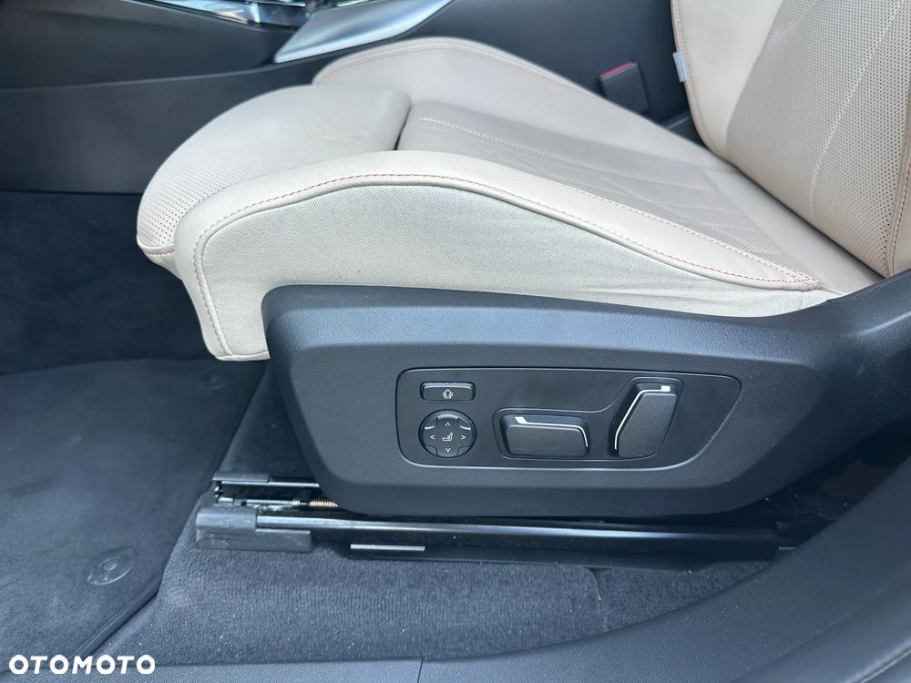 2025 BMW X3, photograph 9