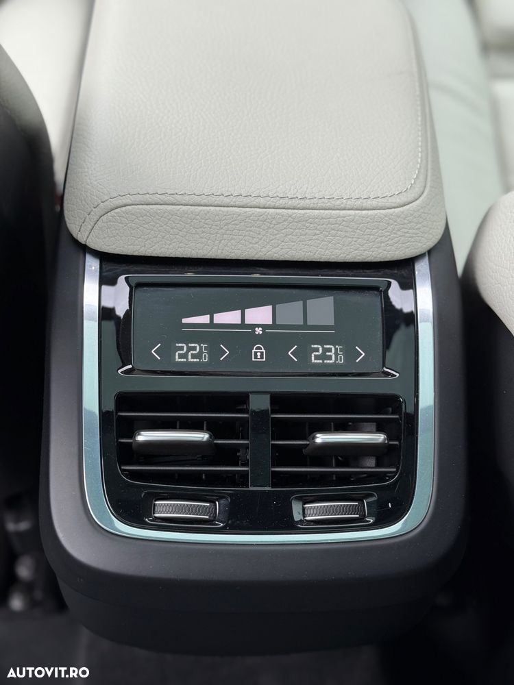 Volvo XC 60 D4 AWD Geartronic Inscription - 11