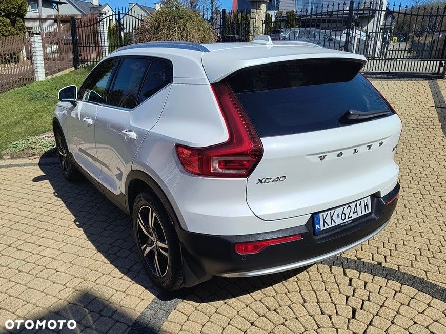 Volvo XC 40 B5 B AWD Geartronic RDesign - 19