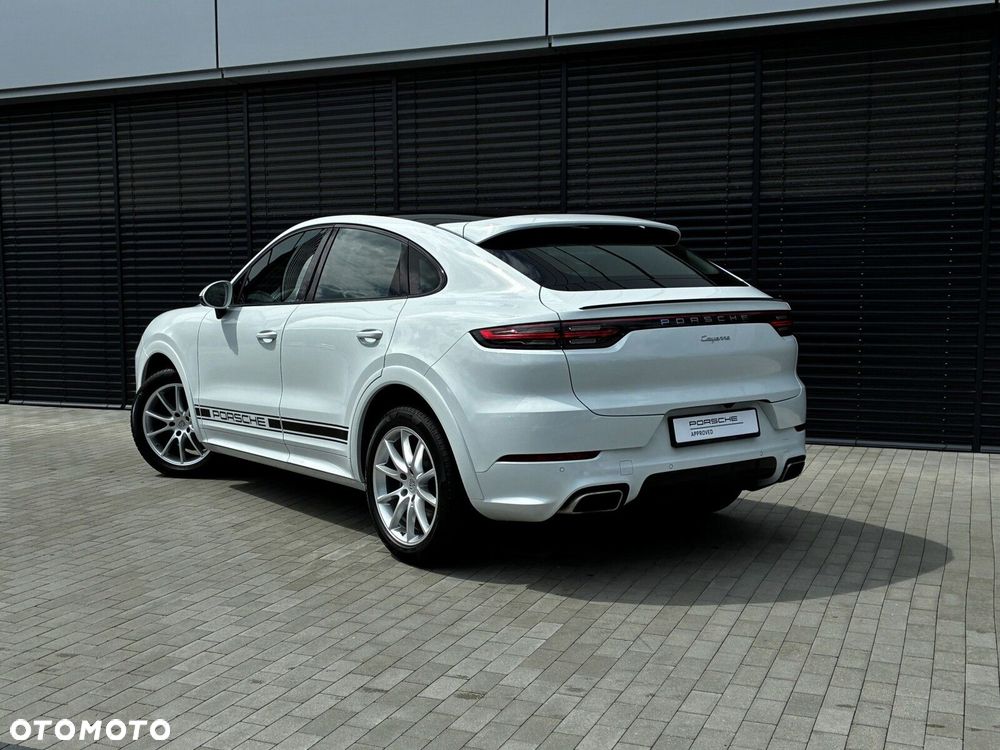 Porsche Cayenne - 4