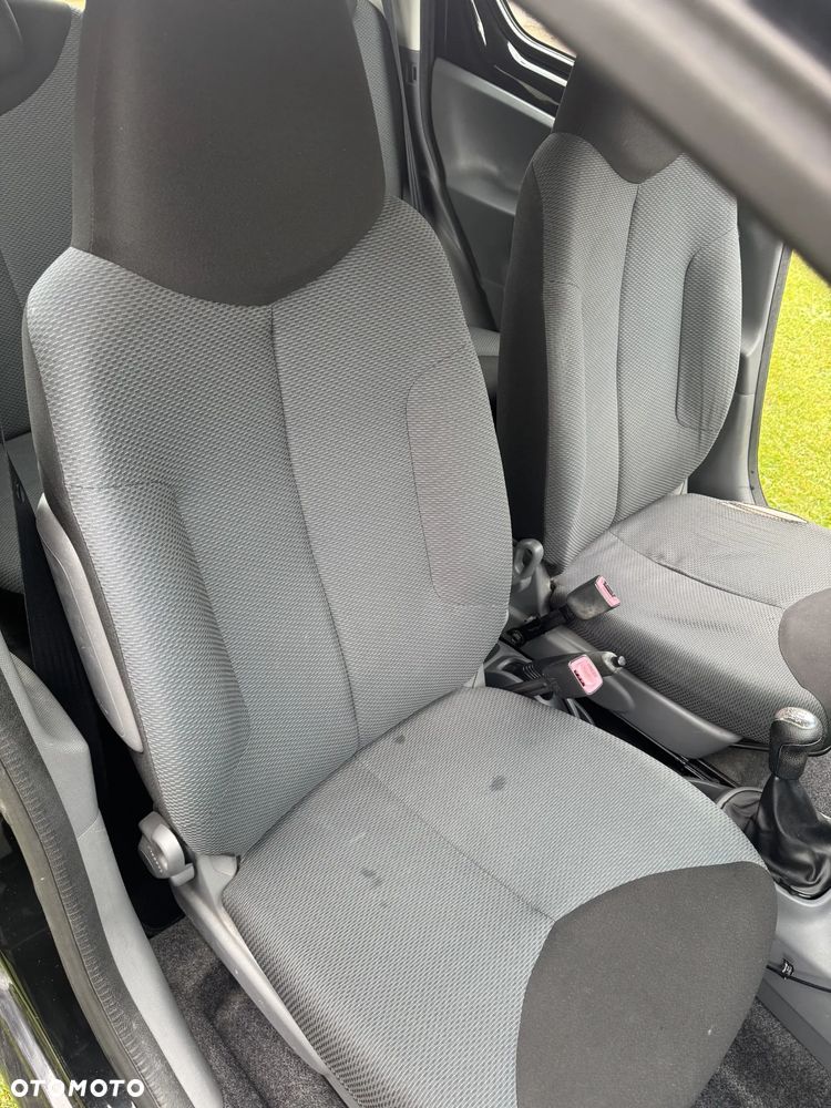 Toyota Aygo - 11