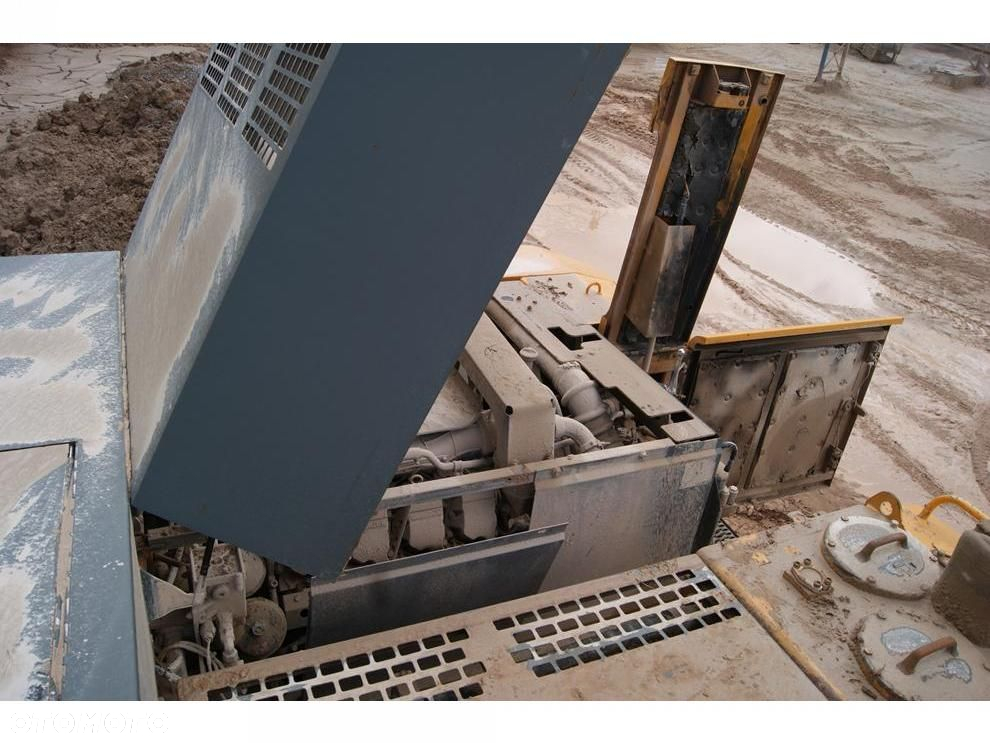 Liebherr R964C - 28