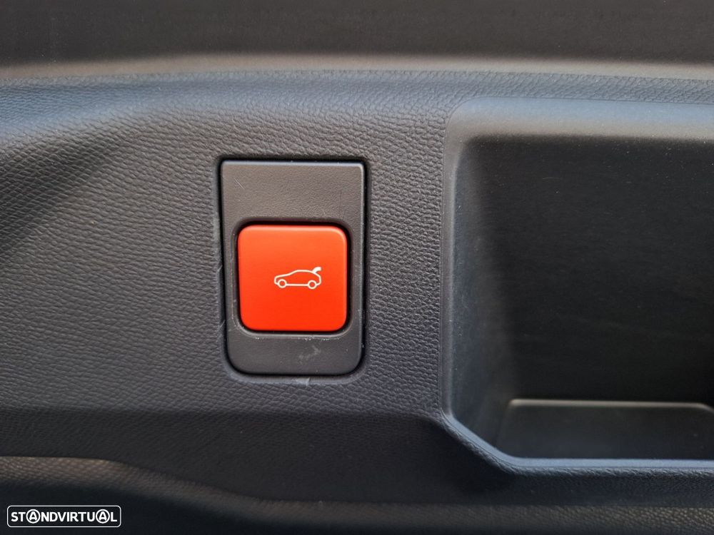Peugeot 5008 1.2 Hybrid GT e-DCS6 - 32