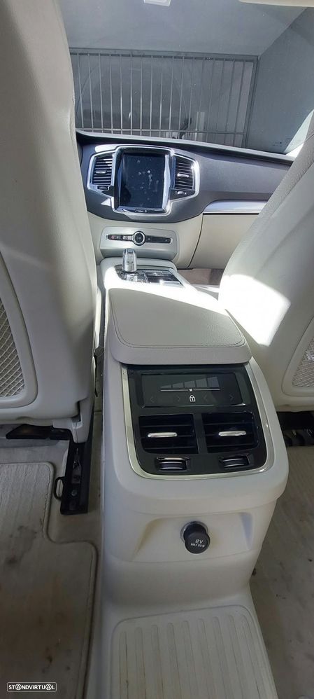 Volvo XC 90 - 13