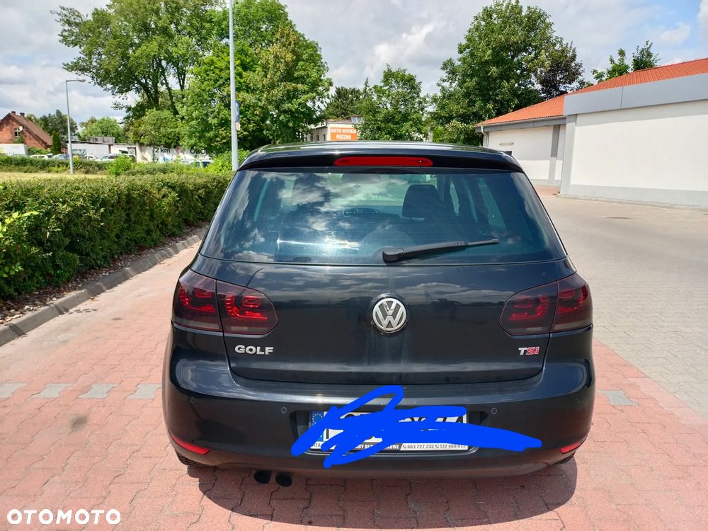Volkswagen Golf - 1