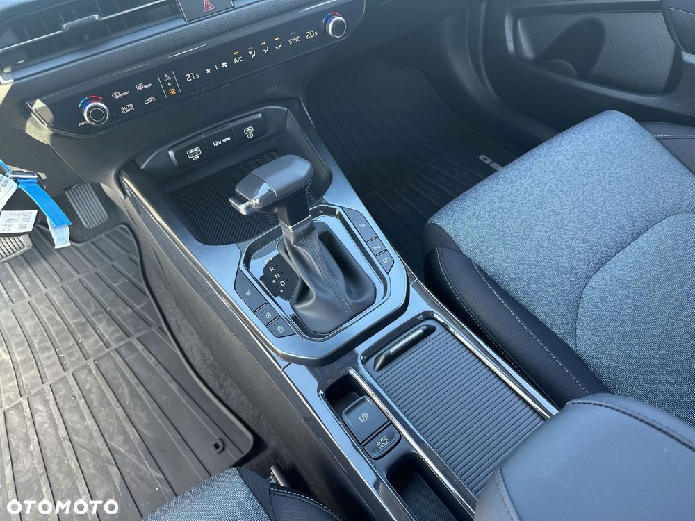 Kia XCeed 1.6 T-GDI M DCT - 15