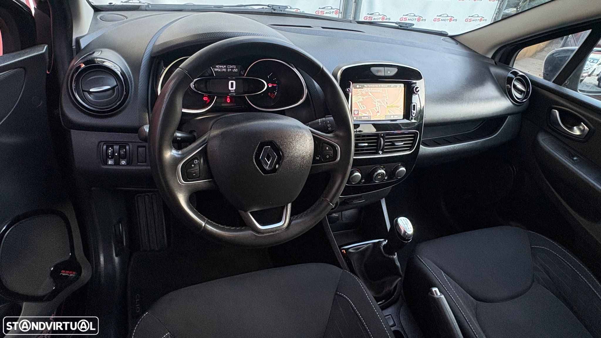 Renault Clio Sport Tourer 0.9 TCe Limited - 9