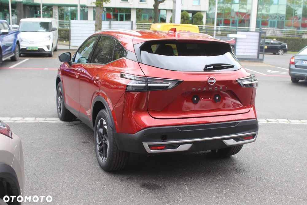 Nissan Qashqai 1.3 DIG-T MHEV N-Connecta Xtronic - 6