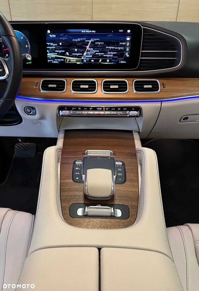 Mercedes-Benz GLE - 28