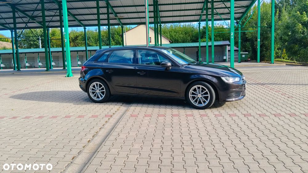 Audi A3 Sportback - 4