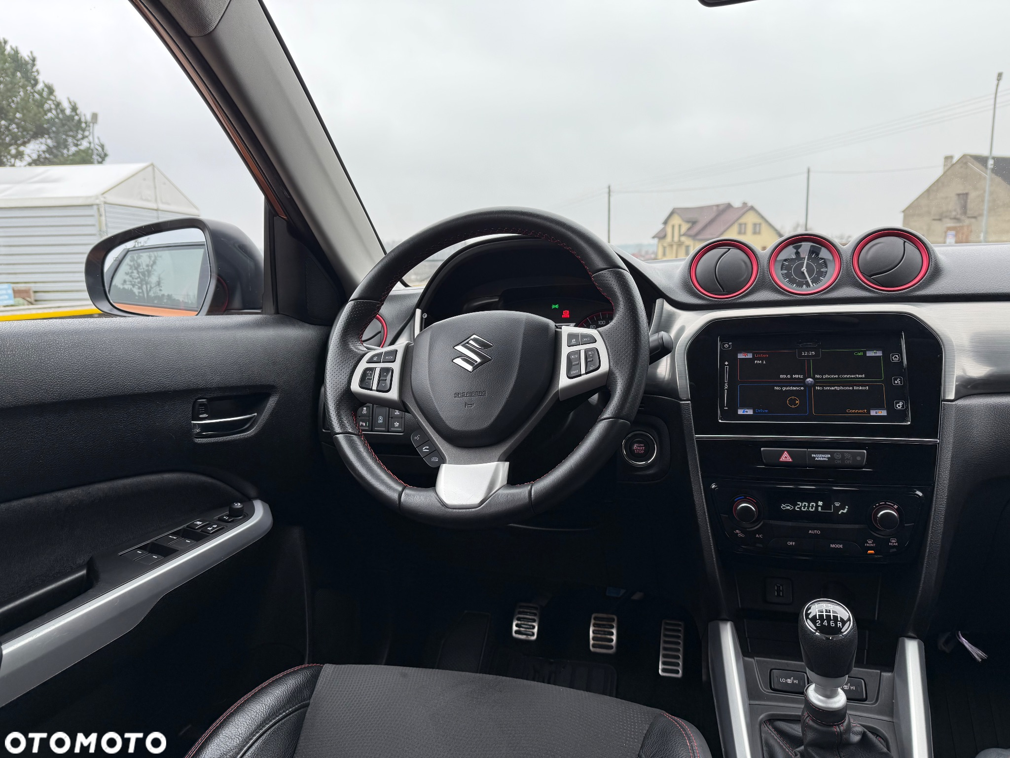 Suzuki Vitara 1.4 Boosterjet Premium 2WD - 14