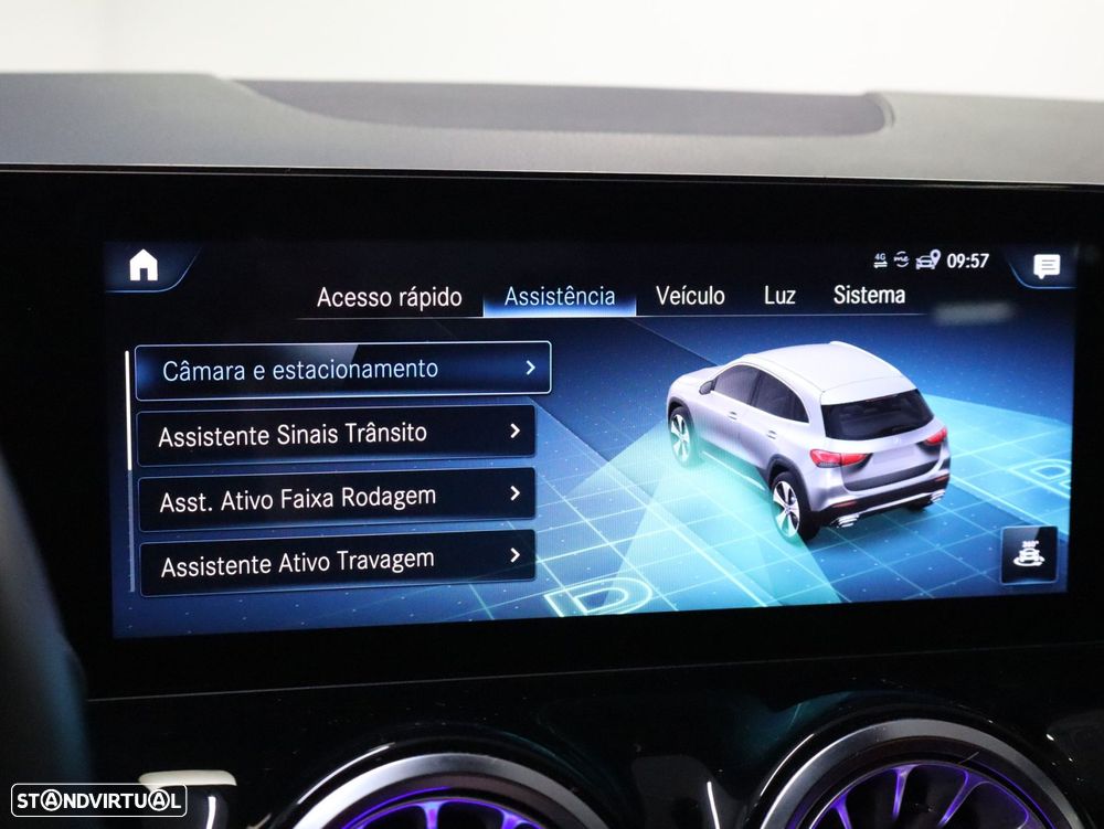 Mercedes-Benz GLA 250 e AMG Line - 17