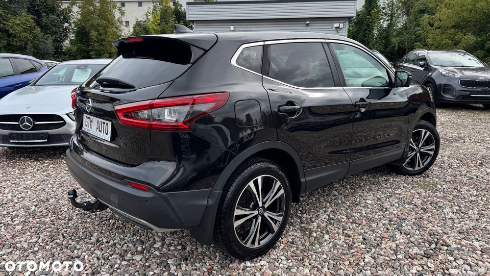 Nissan Qashqai 1.3 DIG-T N-Connecta - 17