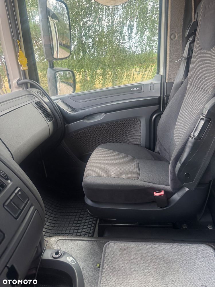 DAF XF 106 - 17