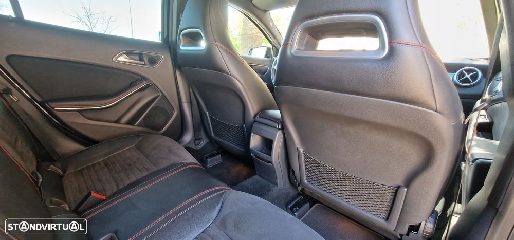 Mercedes-Benz GLA 220 CDI 4Matic 7G-DCT AMG Line - 22