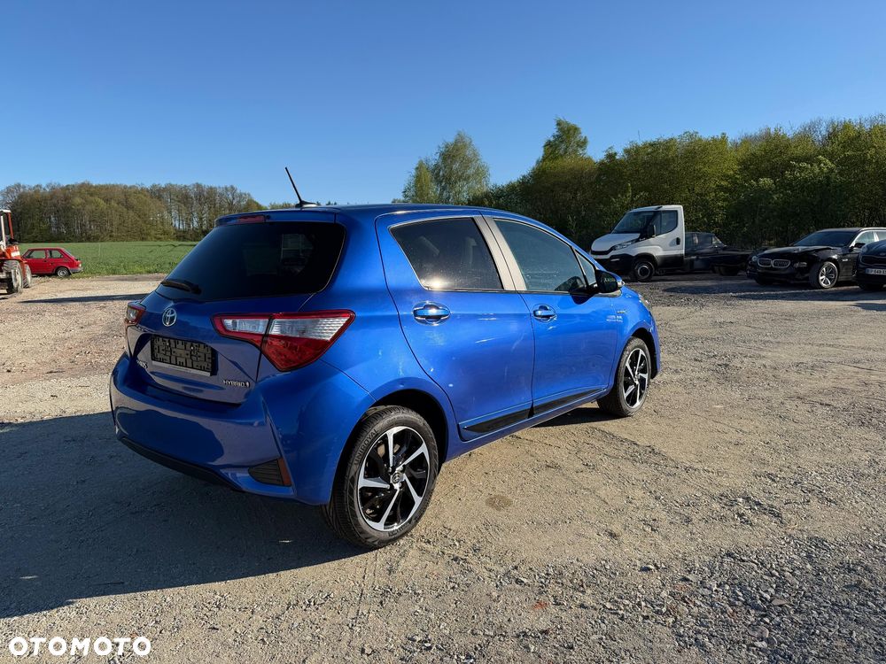 Toyota Yaris Hybrid 1.5 Active - 8