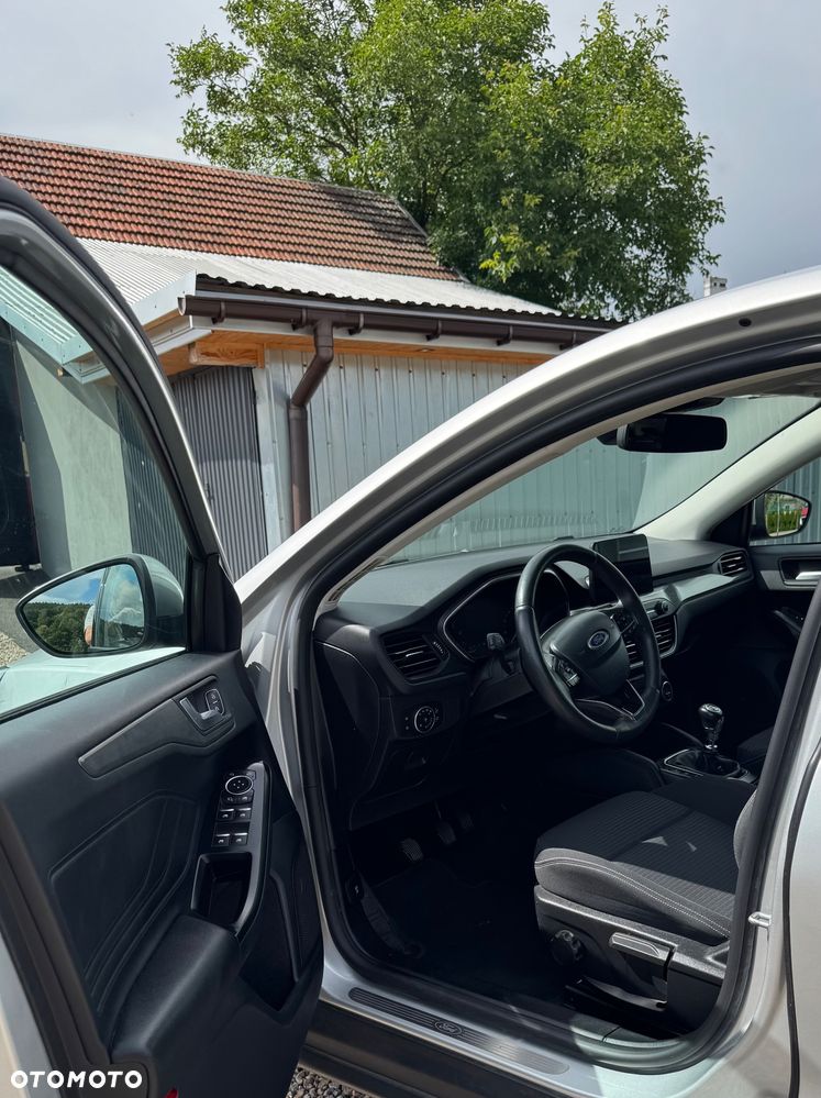 Ford Focus 1.0 EcoBoost Active Business - 9