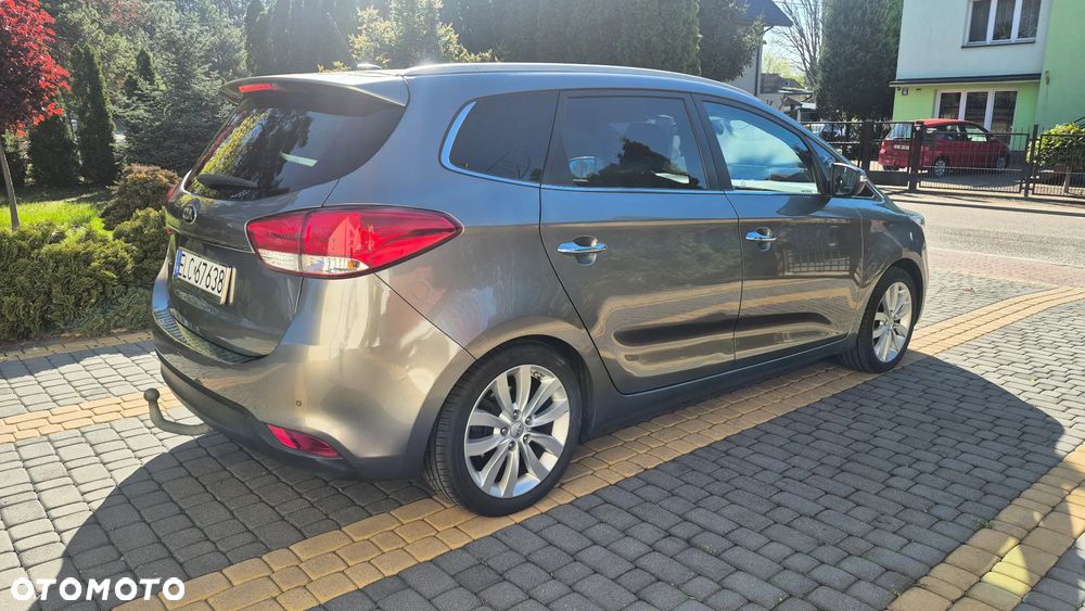 Kia Carens 1.6 GDI Attract - 4