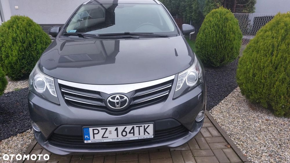 Toyota Avensis 2.0 D-4D Premium - 3