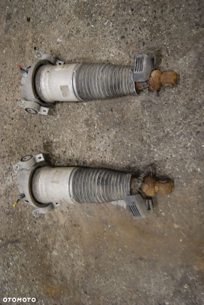 AMORTYZATOR PNEUMATYCZNY MIECH LEWY PRAWY TYŁ AUDI Q7 2008R. VW TOUAREG I 7L6512021AG 7L6512022E - 7