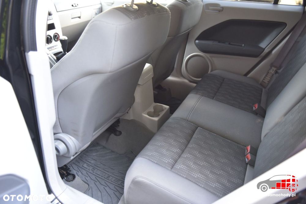 Dodge Caliber - 18