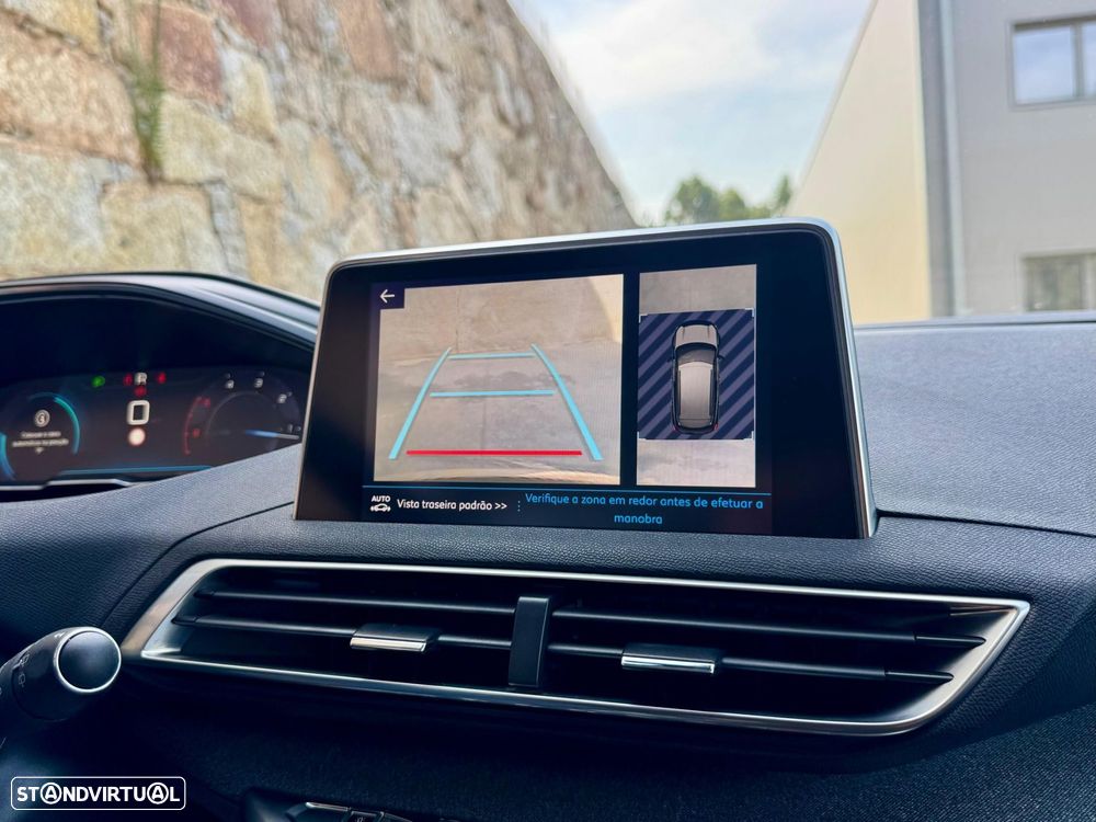 Peugeot 3008 1.2 PureTech Allure EAT6 - 27