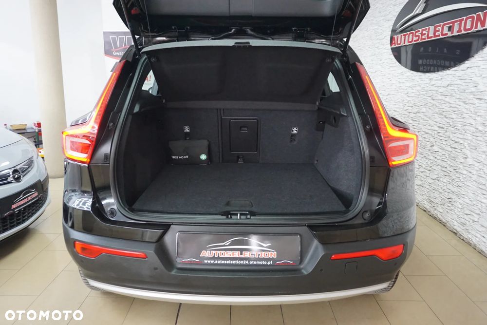Volvo XC 40 T4 Geartronic Inscription - 17