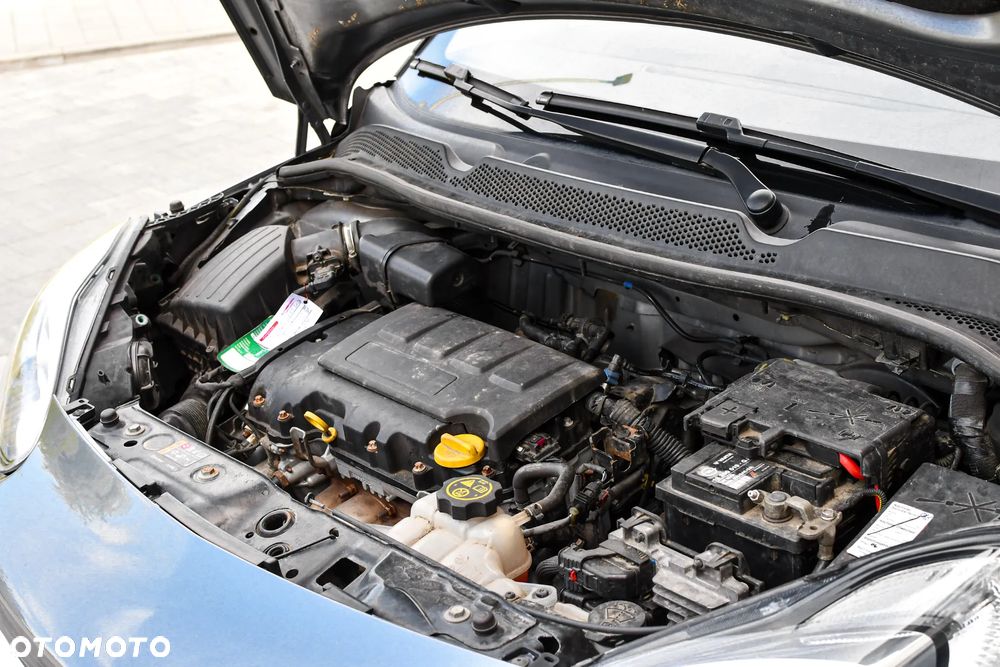 Opel Adam 1.2 Unlimited - 24