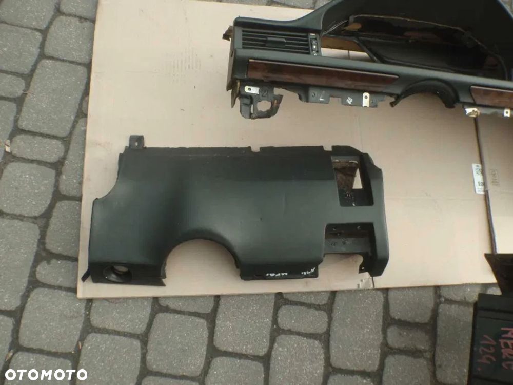 deska rozdzielacz kokpit konsola mercedes w 124 jak nowa - 5