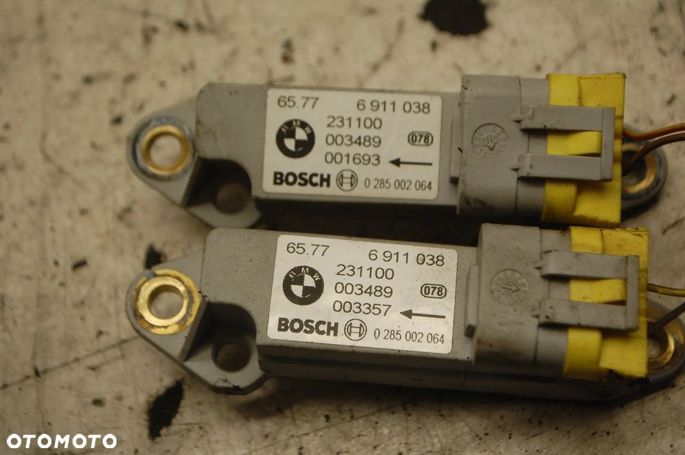 CZUJNIIK UDERZENIA BOCZNY 65776911038 BMW E46 KOMBI - 1