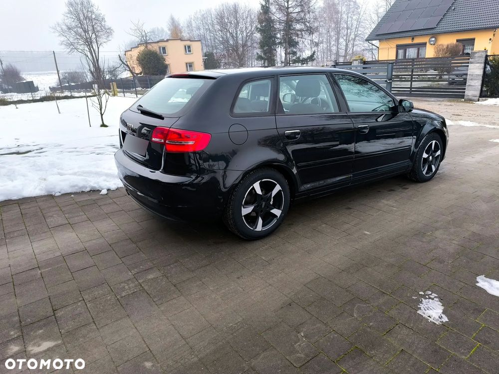Audi A3 Sportback 1.6 TDI DPF Ambition - 3
