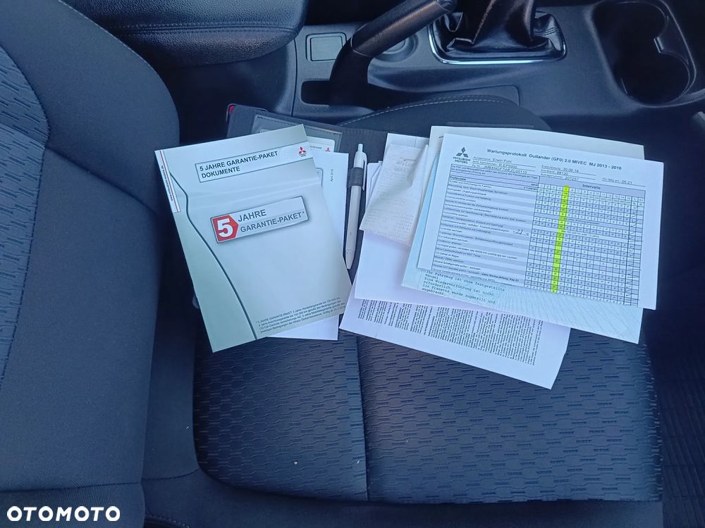 Mitsubishi Outlander 2.0 2WD Diamant Edition - 29