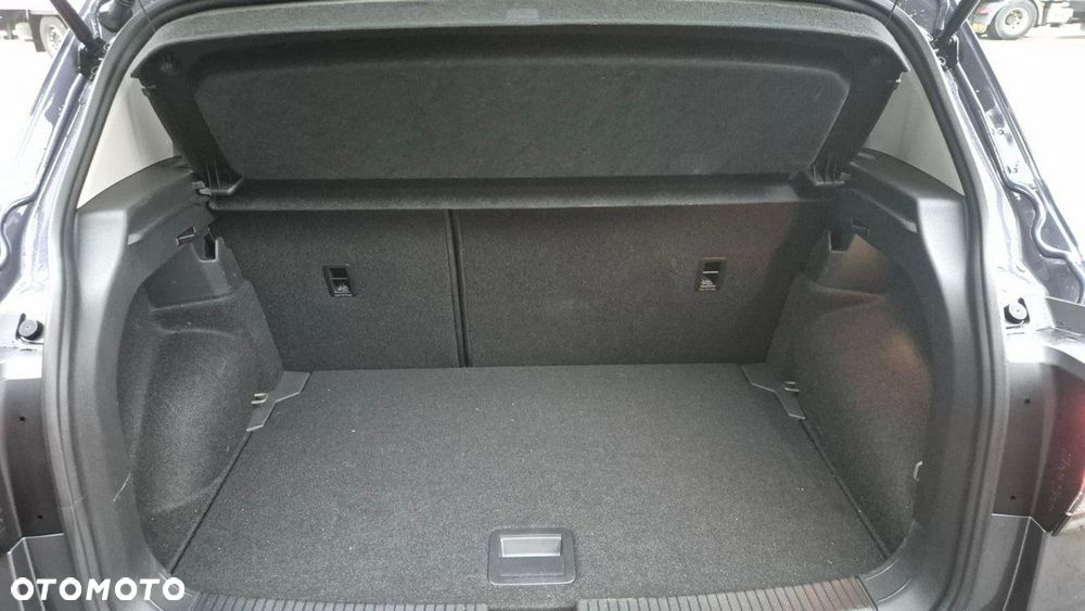 Volkswagen T-Cross - 23
