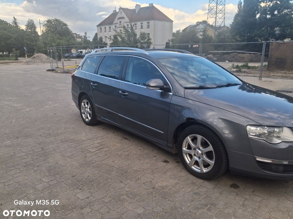 Volkswagen Passat - 3