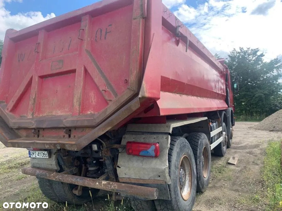 Mercedes-Benz Actros - 4