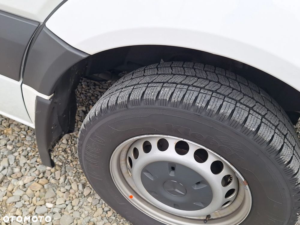 Mercedes-Benz Sprinter 906.255 - 19