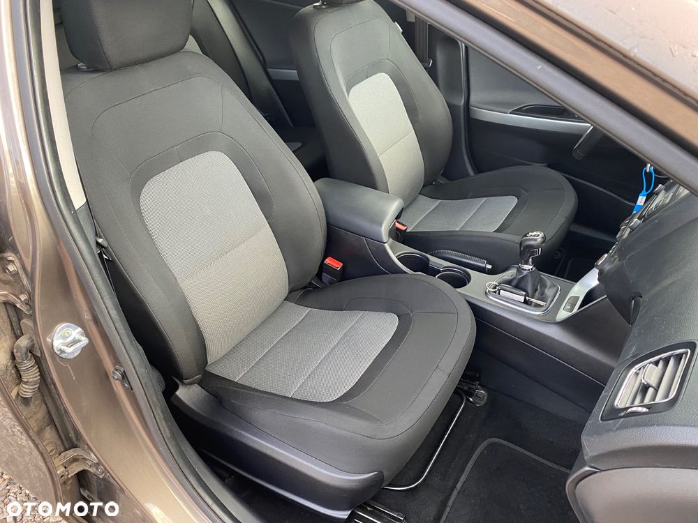 Kia Ceed 1.4 CVVT Attract Plus - 26