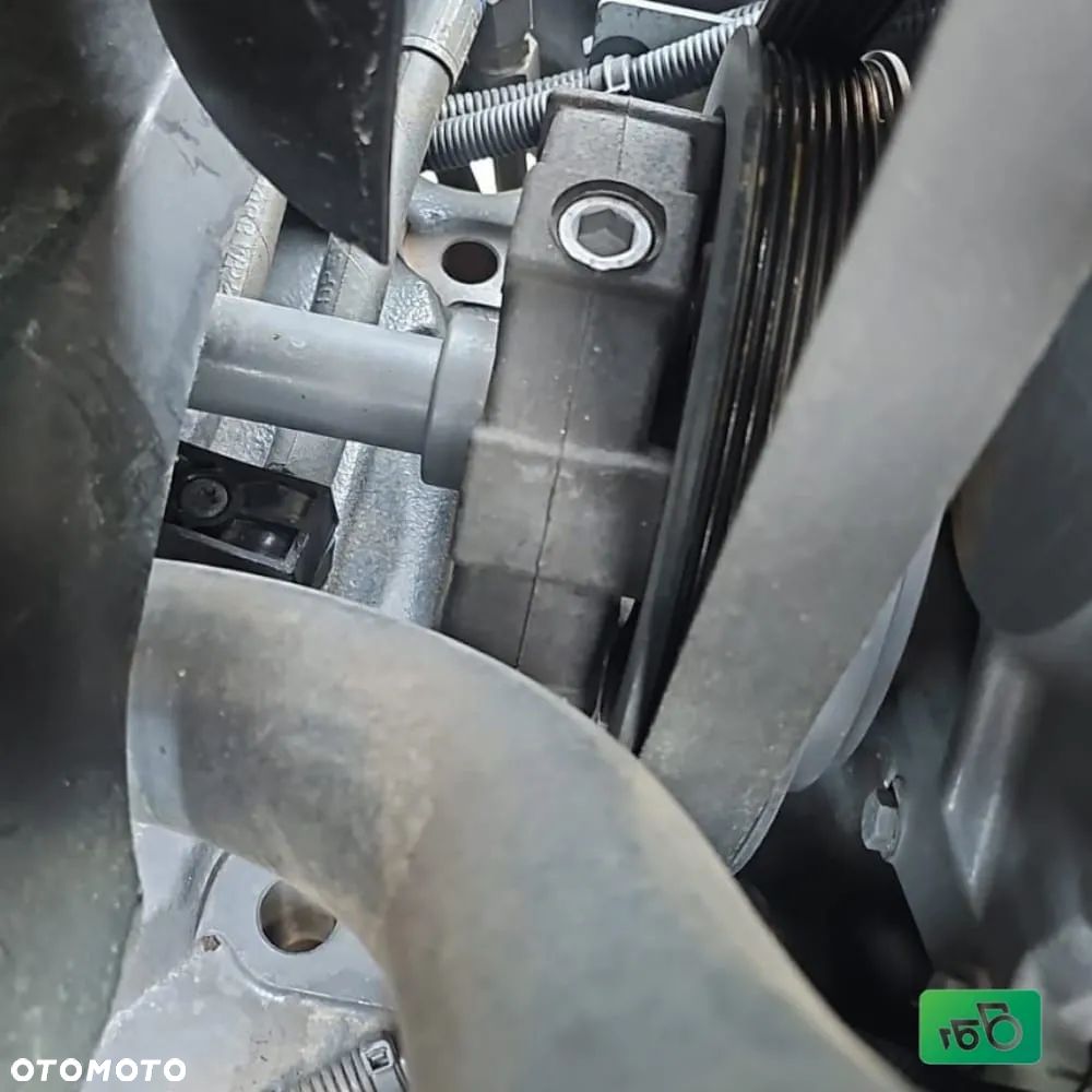 Przedni WOM Przekładnia V63968400 VALTRA N 175 VERSU - 5