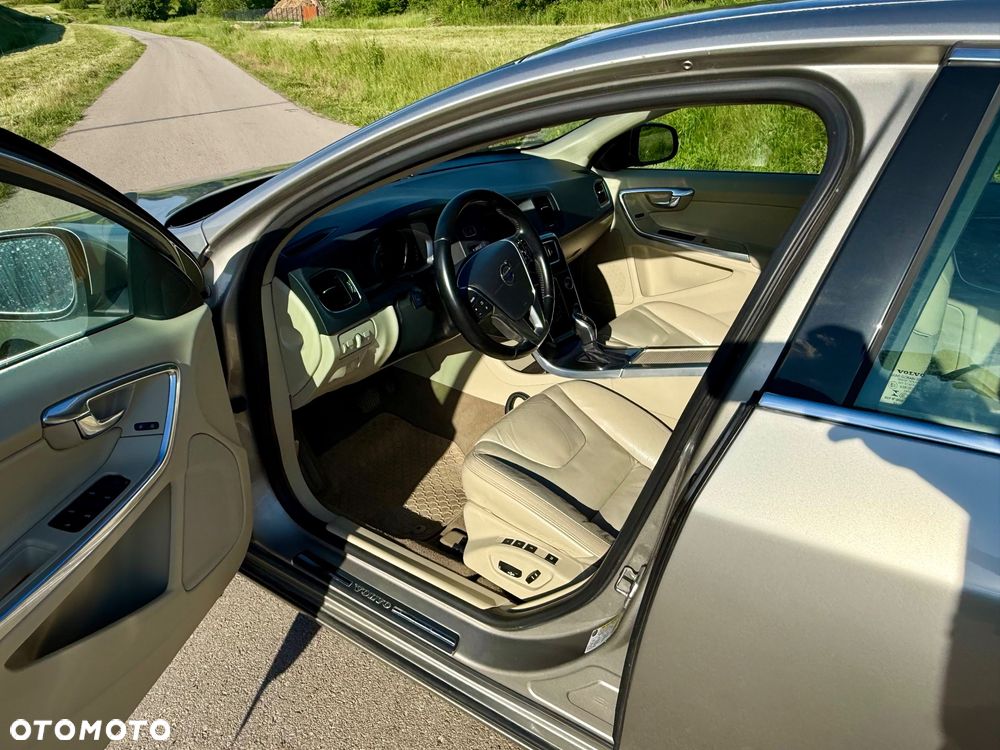 Volvo S60 - 6