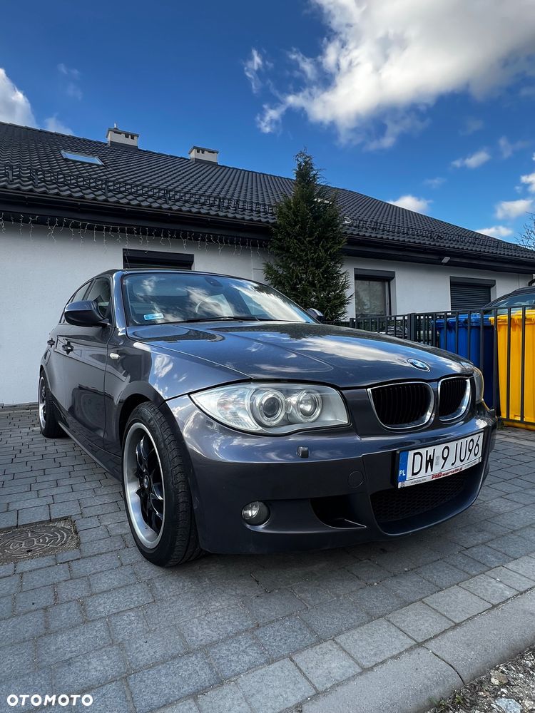BMW Seria 1 120i - 5