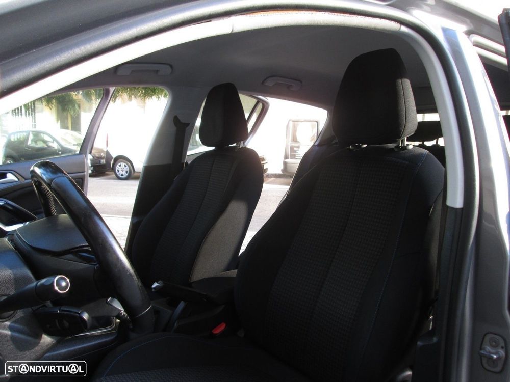 Peugeot 308 1.2 PureTech Active - 23