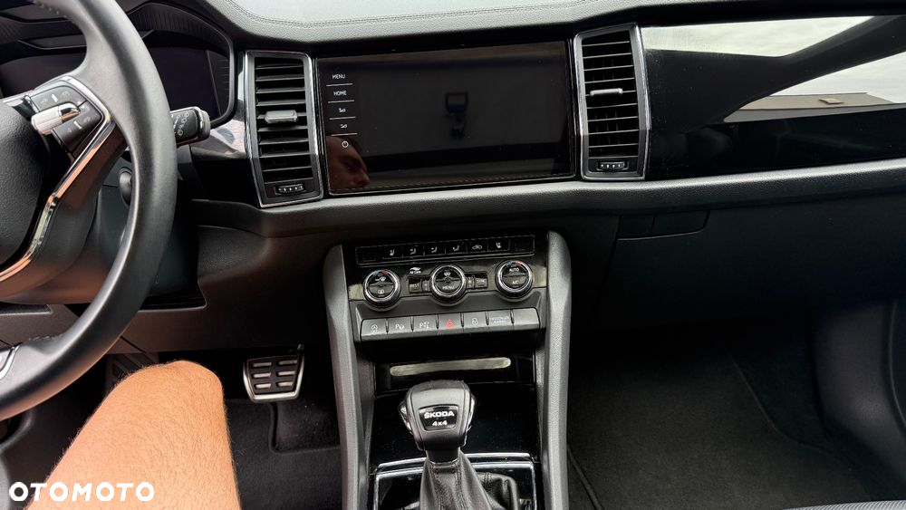 Skoda Kodiaq 2.0 TSI 4x4 L&K DSG - 27