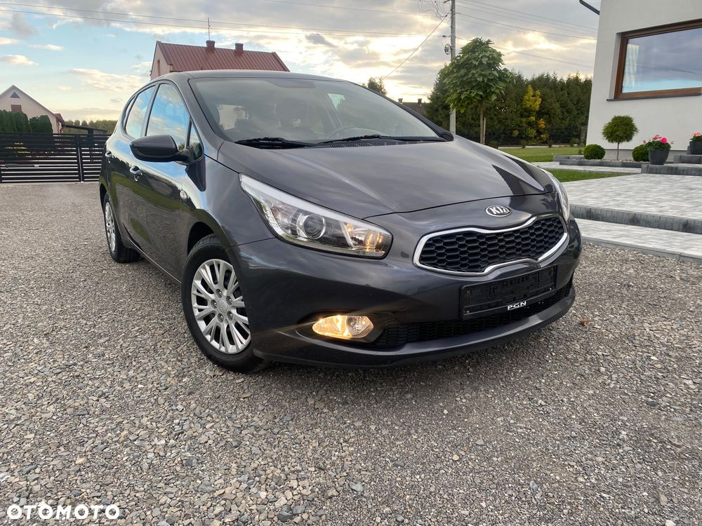 Kia Ceed 1.4 CRDi 90 Spirit - 33