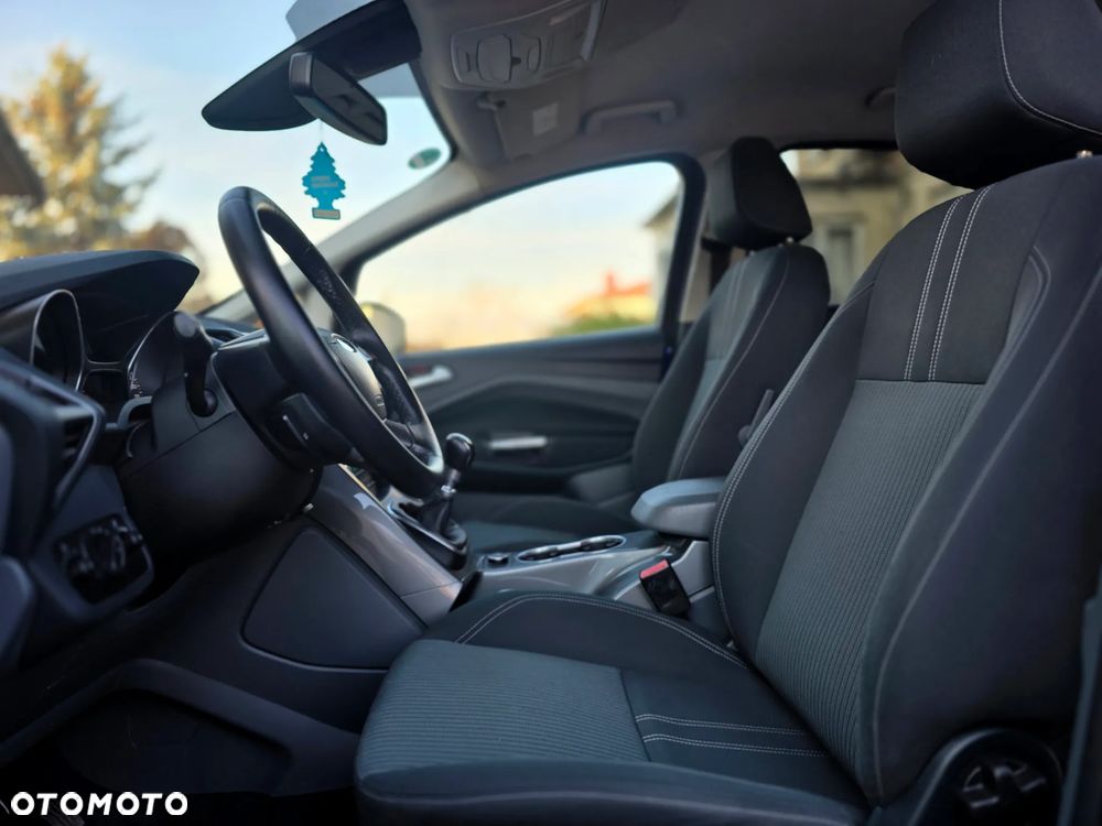 Ford C-MAX - 13