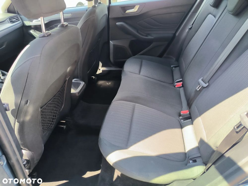 Ford Focus - 6