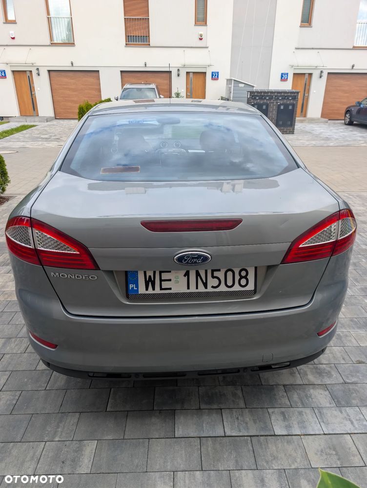 Ford Mondeo 2.0 Titanium - 8