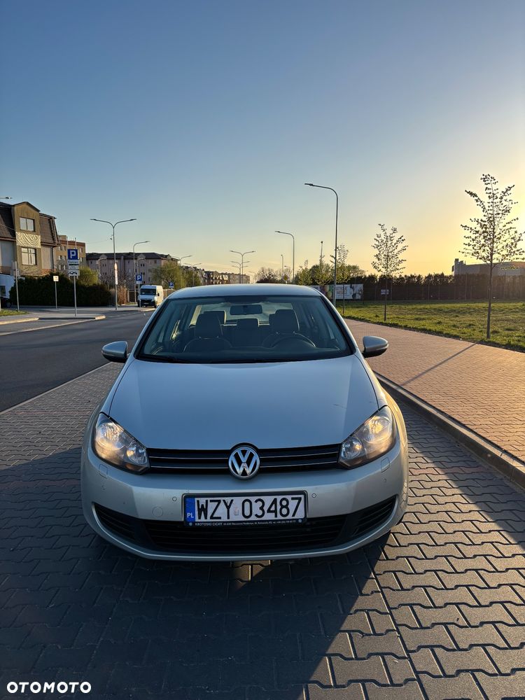 Volkswagen Golf 1.6 TDI Comfortline - 4