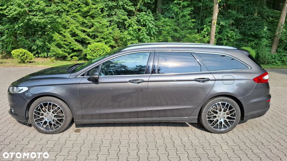 Ford Mondeo 2.0 TDCi Titanium PowerShift - 4